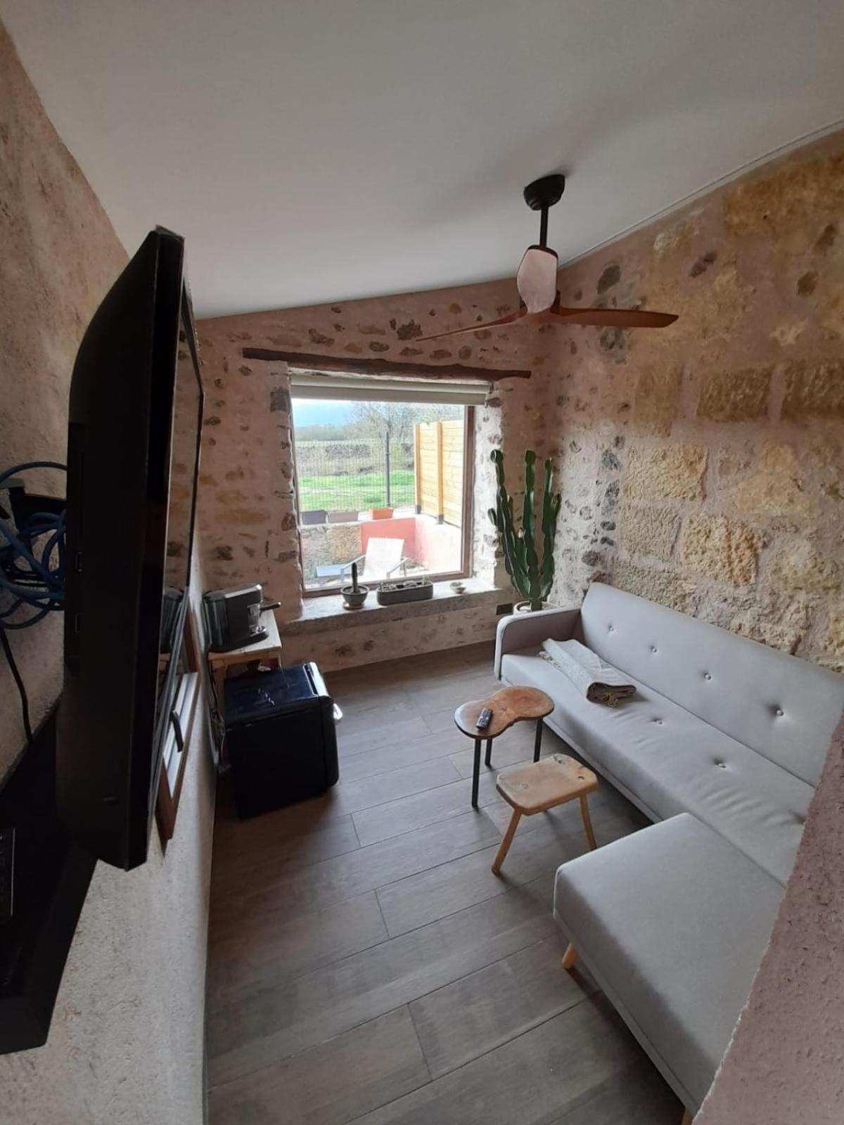 La Casa Del Cantero Pinilla del Valle Luaran gambar